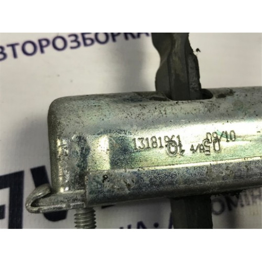 Ограничитель дверей задних правых/левых Opel Corsa D HB 5дв. 2006-2014 13181961